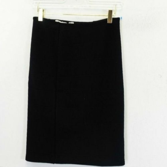 ZARA Skirt Medium Black Party Cocktail Mini Textured Slimming Stretch Pull-on - Picture 1 of 10